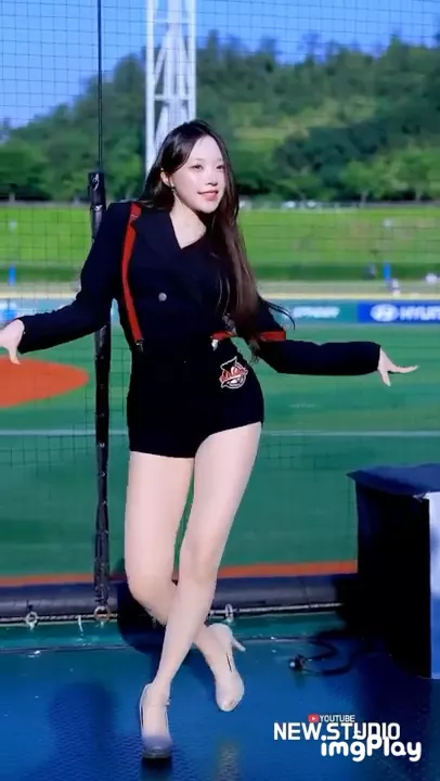 요즘 인기 장난 아니라는 윤채원 치어리더 | 인스티즈