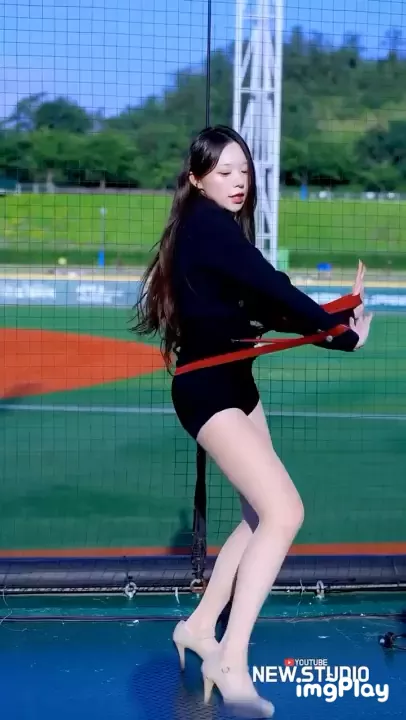 요즘 인기 장난 아니라는 윤채원 치어리더 | 인스티즈