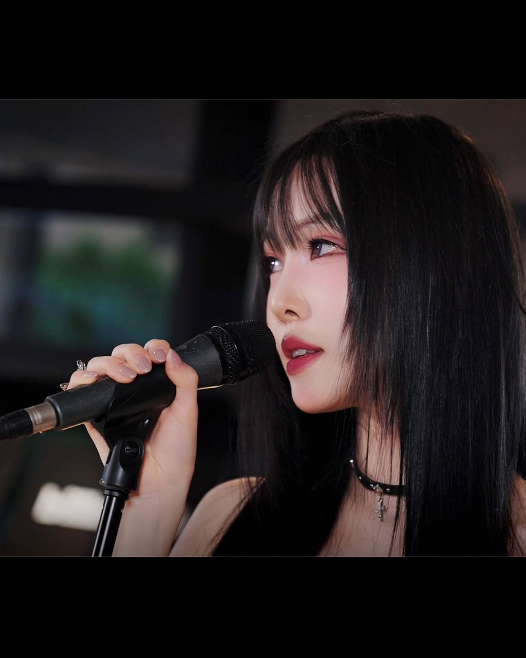 리어카 타고 노래 부르는 유주 | 인스티즈