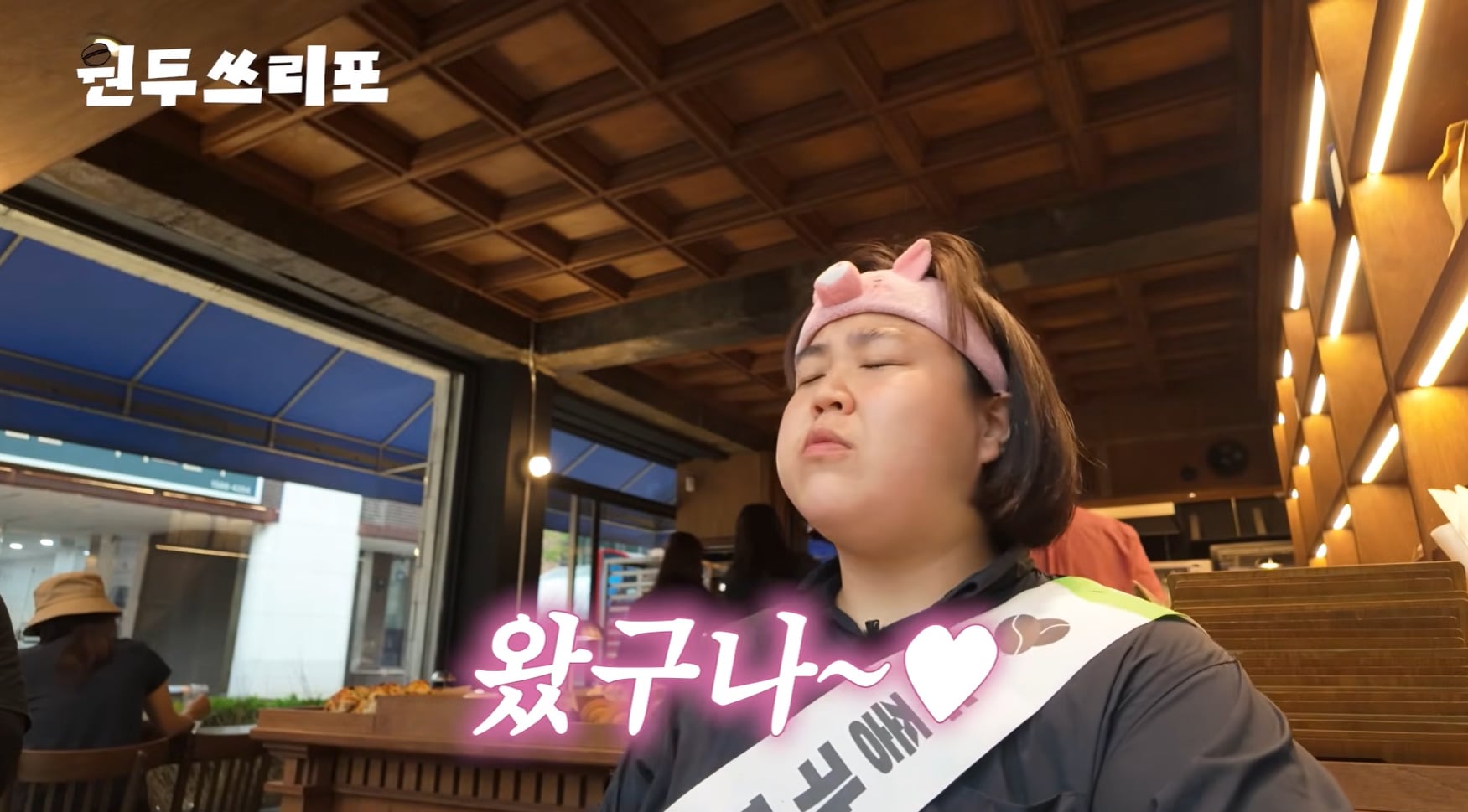 겉과속이 많이 다른 카페 인테리어.jpg | 인스티즈