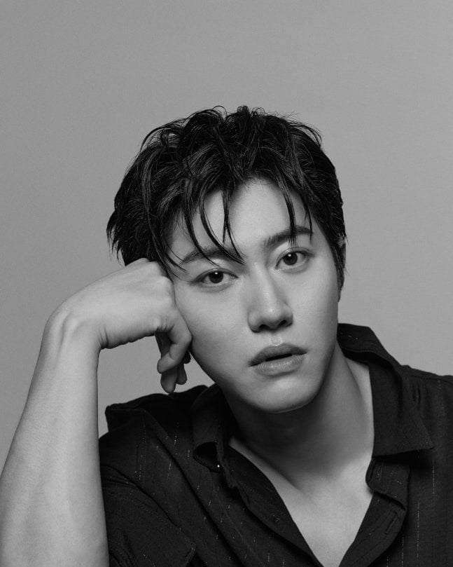 더블랙레이블 간 곽동연, 새 프로필 공개 | 인스티즈
