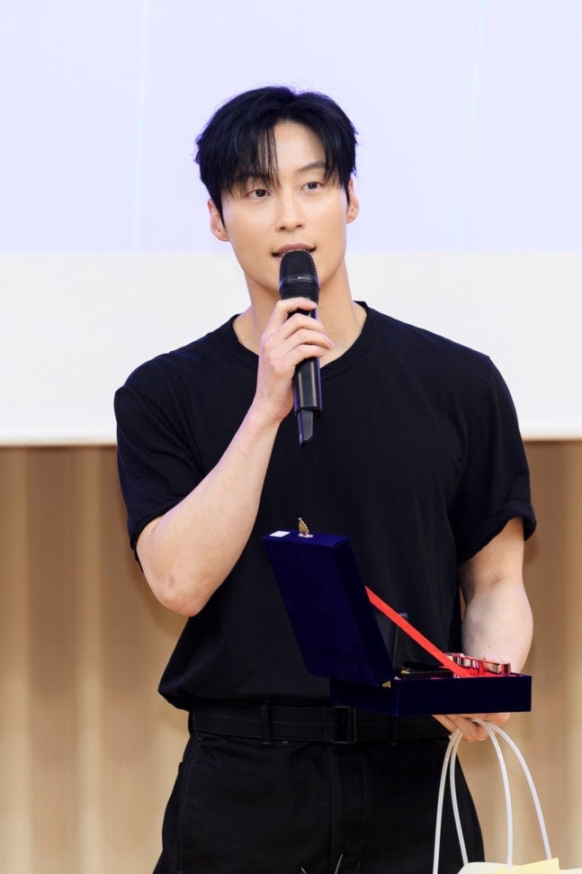 [정보/소식] SBS, '멋진 신세계' 임지연 대신 허남준?…원톱 여주 패싱 논란 | 인스티즈