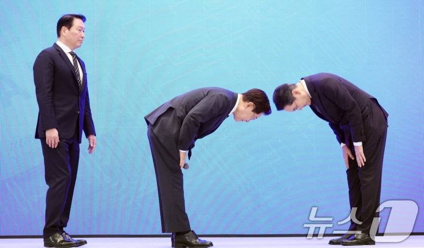 온 사방의 공격에도 악착같이 호남을 끌고온 이재명정부 | 인스티즈