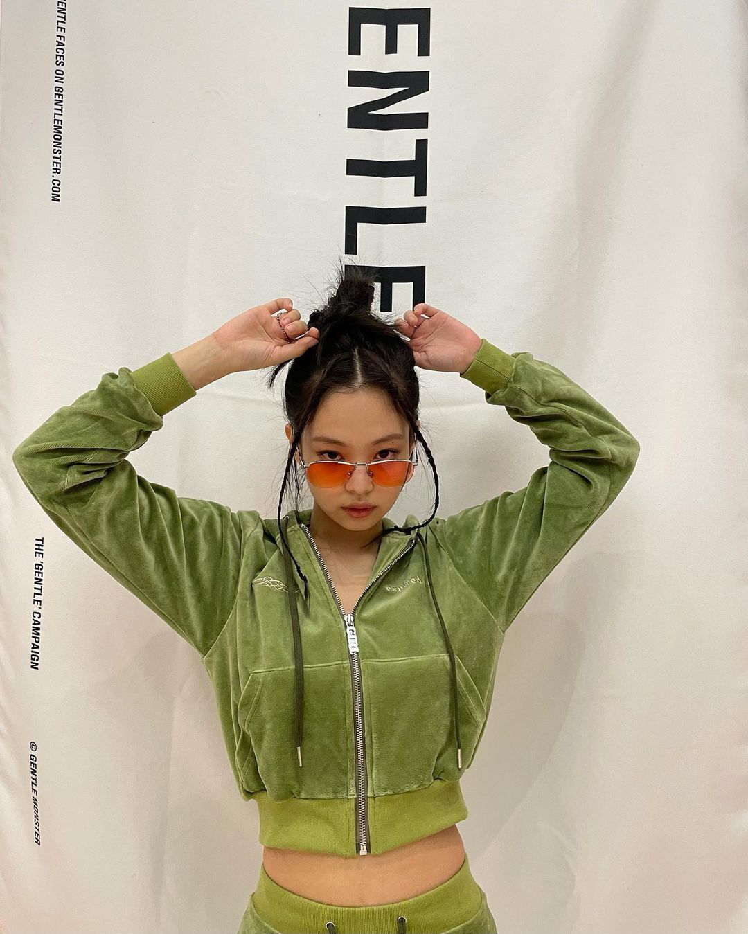 제니 인스타그램에 올라온 설마 그것.jpg | 인스티즈