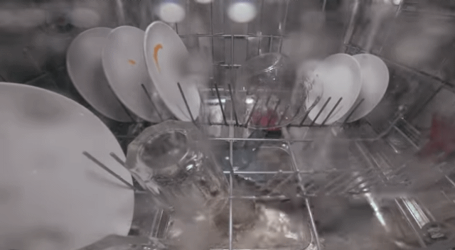 식기세척기 내부 작동모습.gif | 인스티즈