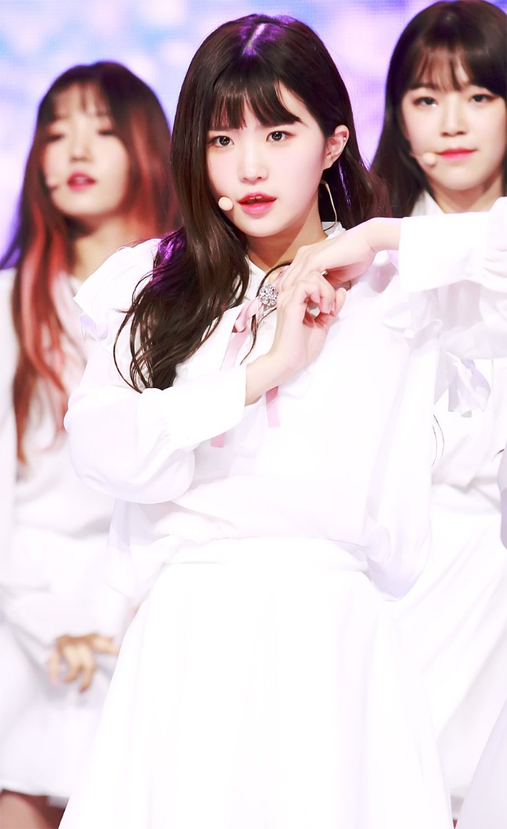 프로미스나인 송하영 | 인스티즈