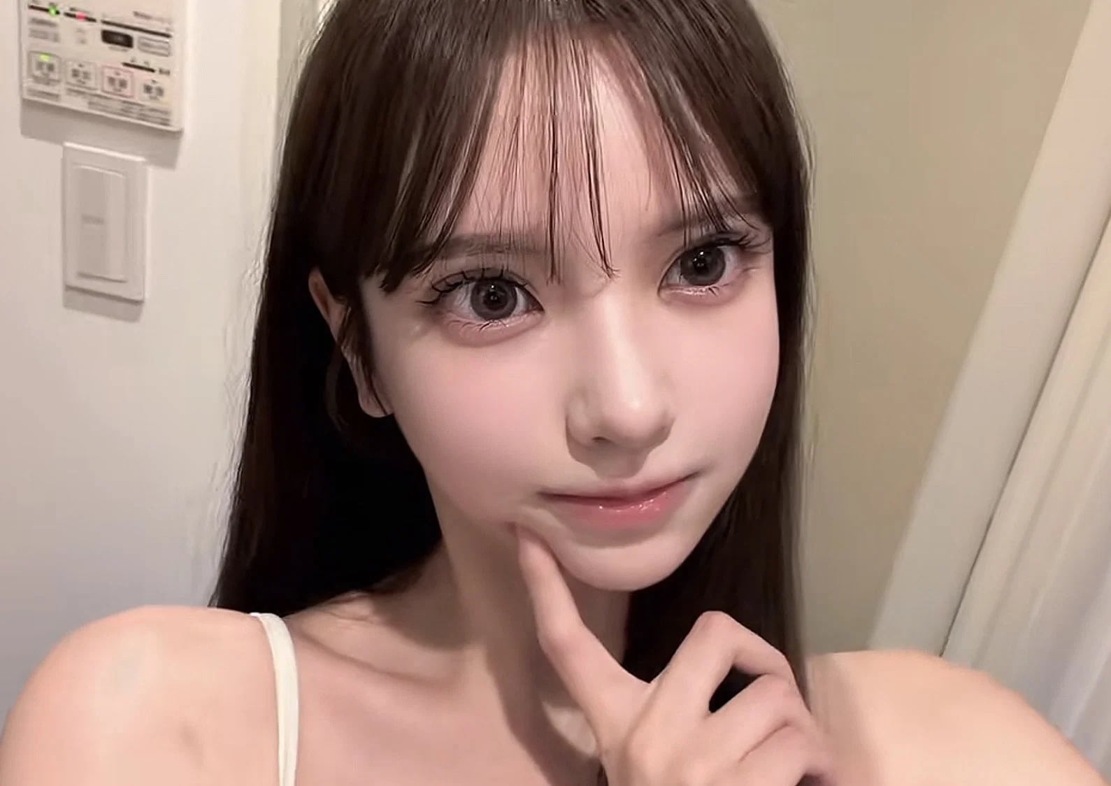 성형의혹을 받아서 부모님 사진 공개한 후 더 화제가 된 일본 인플루언서 | 인스티즈