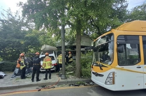 출근길 분당 정자역 인근 보행자 사망 사고…차량 인도 돌진, 3명 사상 [영상] | 인스티즈