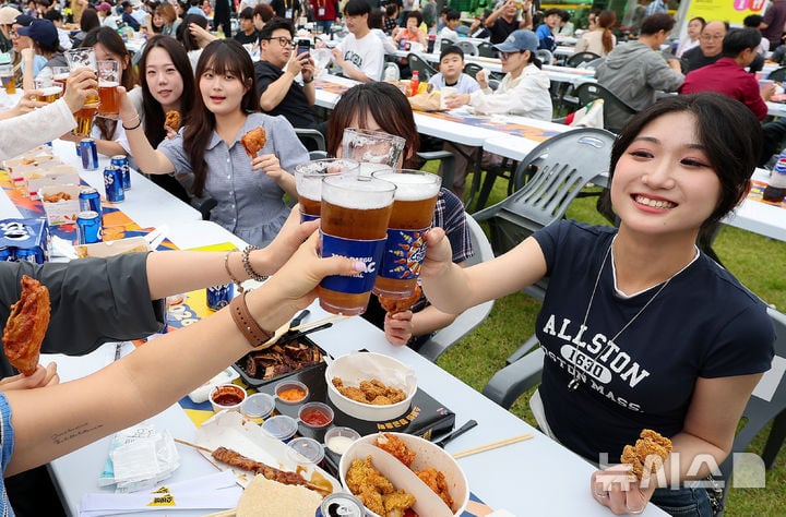 여름에 마시면 더 맛있는 여름맥주.jpg | 인스티즈