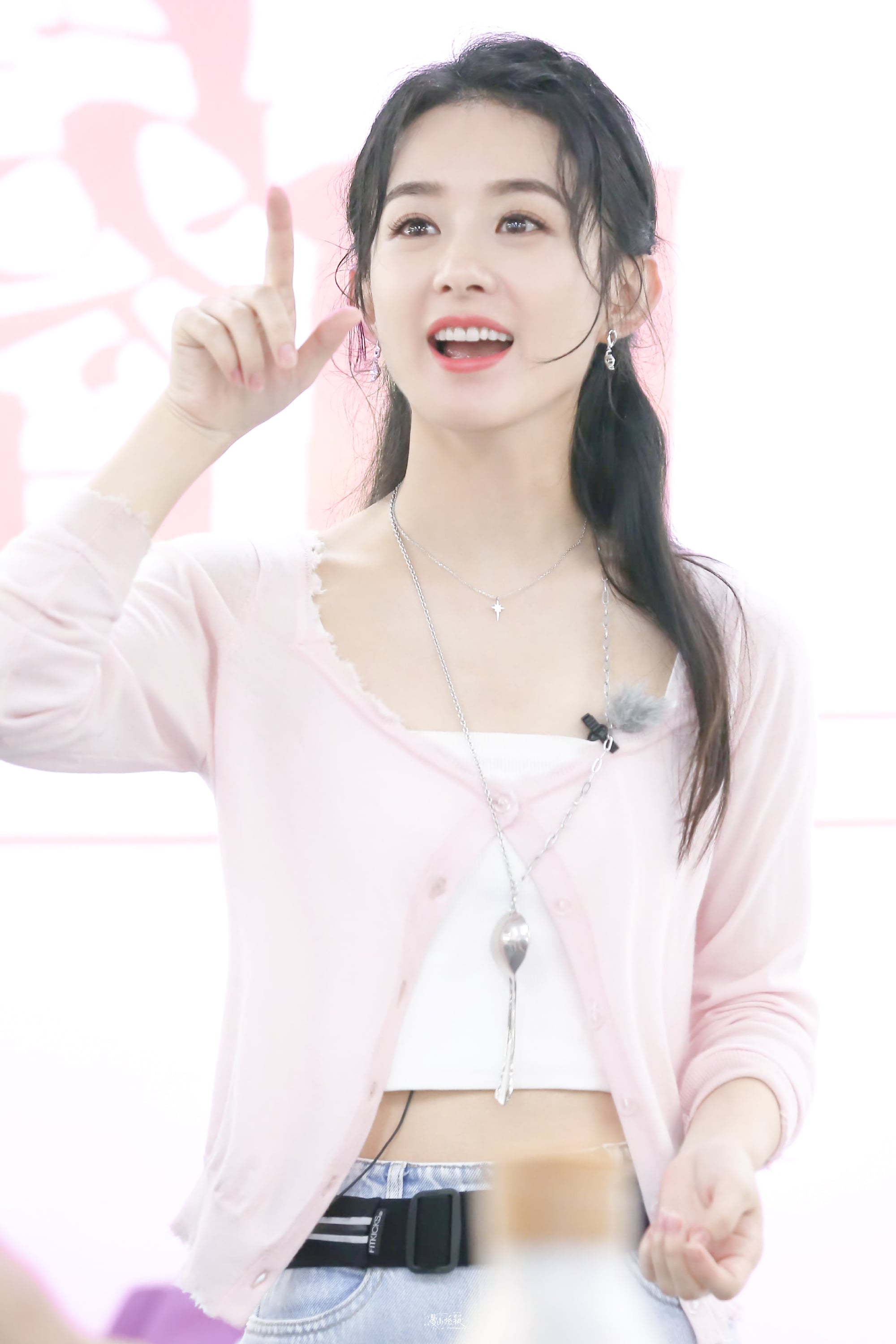 중국 연예계에서 별명이 '자신의 직업에 목숨 걸 여자' 라는 연예인 | 인스티즈