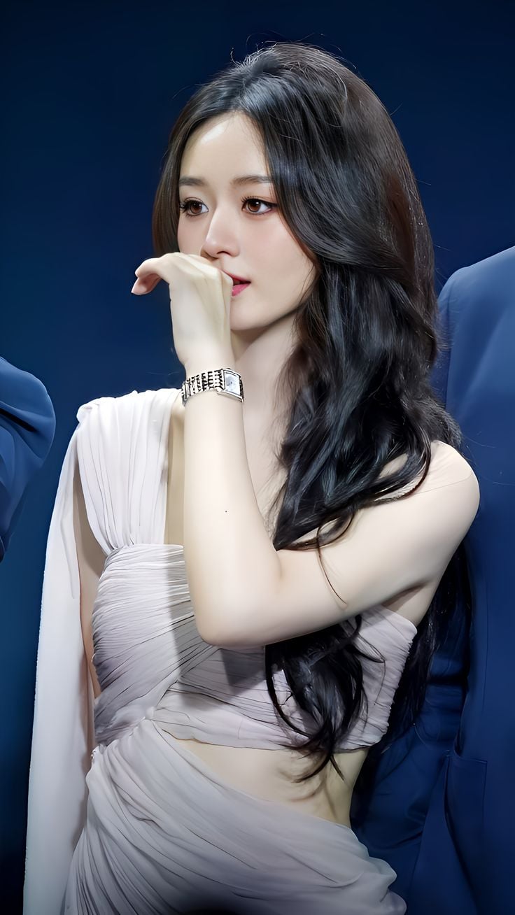 중국 연예계에서 별명이 '자신의 직업에 목숨 걸 여자' 라는 연예인 | 인스티즈