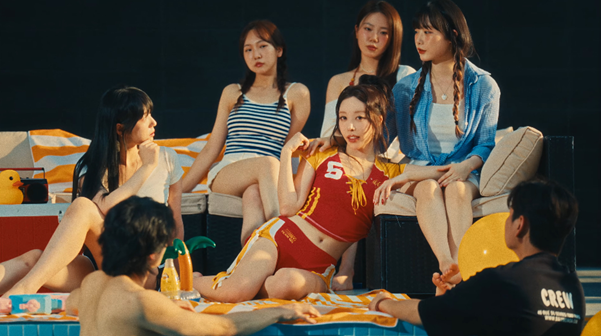 카메오가 진짜 많이 나오는 거 같은 브브걸 뮤비.jpg | 인스티즈