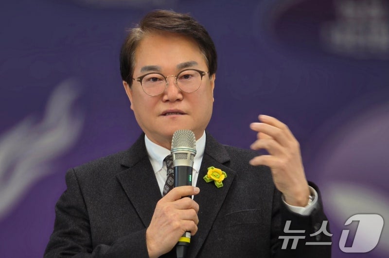 경찰 수사 받던 김하수 前청도군수 숨진채 발견 | 인스티즈