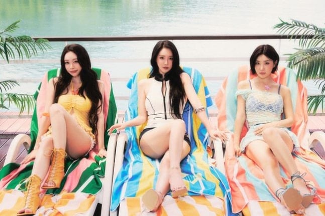 브브걸, '본투비 서머퀸'..물 오른 비주얼로 오늘(16일) 컴백 | 인스티즈