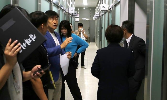 "13살도 안됐다”…현직 시의원, 여중생과 성매매·영상촬영 혐의 압수수색 | 인스티즈