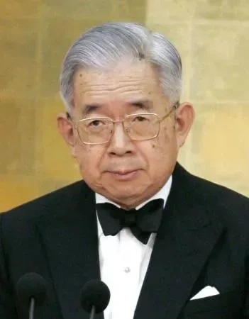 왜 일본 황실은 36촌 차이나는 사람들을 황족으로 삼으려 할까 | 인스티즈