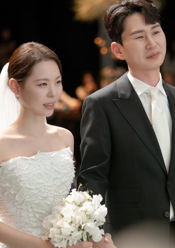 '나솔' 28기 영자♥영철 이혼설…SNS서 남편 사진 싹 지웠다 | 인스티즈