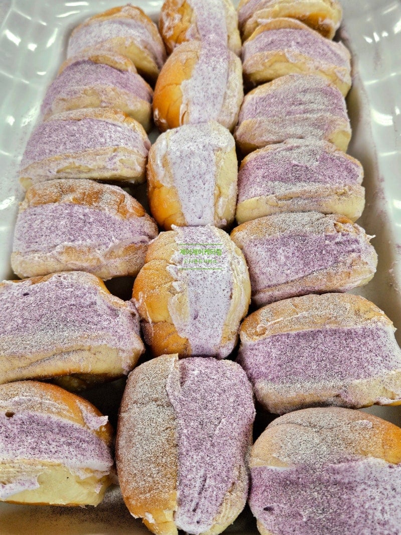 단체급식 우베라떼 & 우베크림빵 | 인스티즈