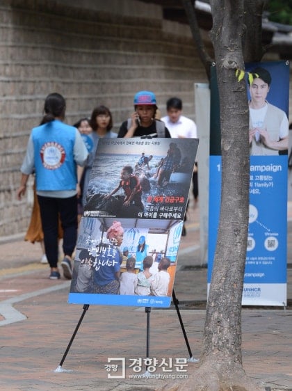 요즘에 사람들이 길가에서 마주치면 사이비보다 더 싫어한다는 것 | 인스티즈