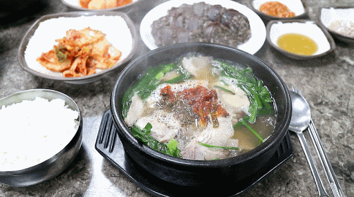 뜨끈한 국밥 한 그릇.gif | 인스티즈