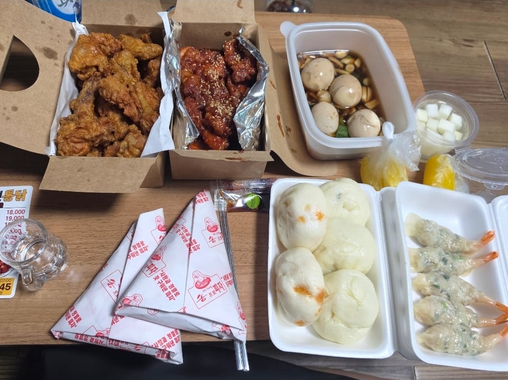 애매하게 남들보다 많이 먹는 대식가(?)는 돈이 개많이듬 차라리 먹방처럼 잘먹어야 하는데 | 인스티즈