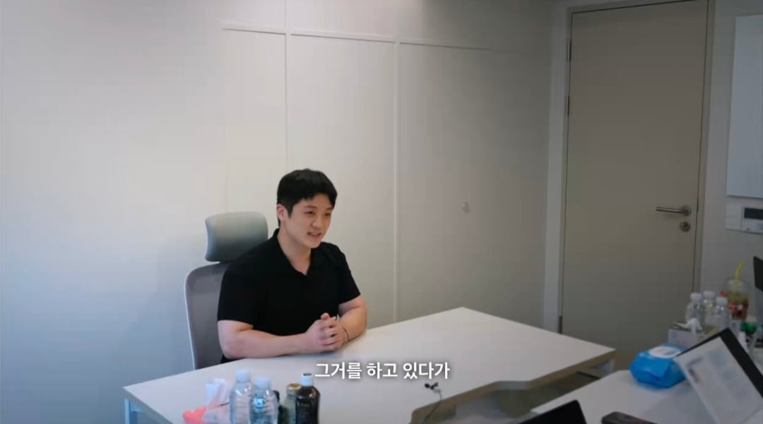 넷플 모솔연애2에 실체 없는 여성과 1년 연애경험있는 메기남 등장 .twt | 인스티즈
