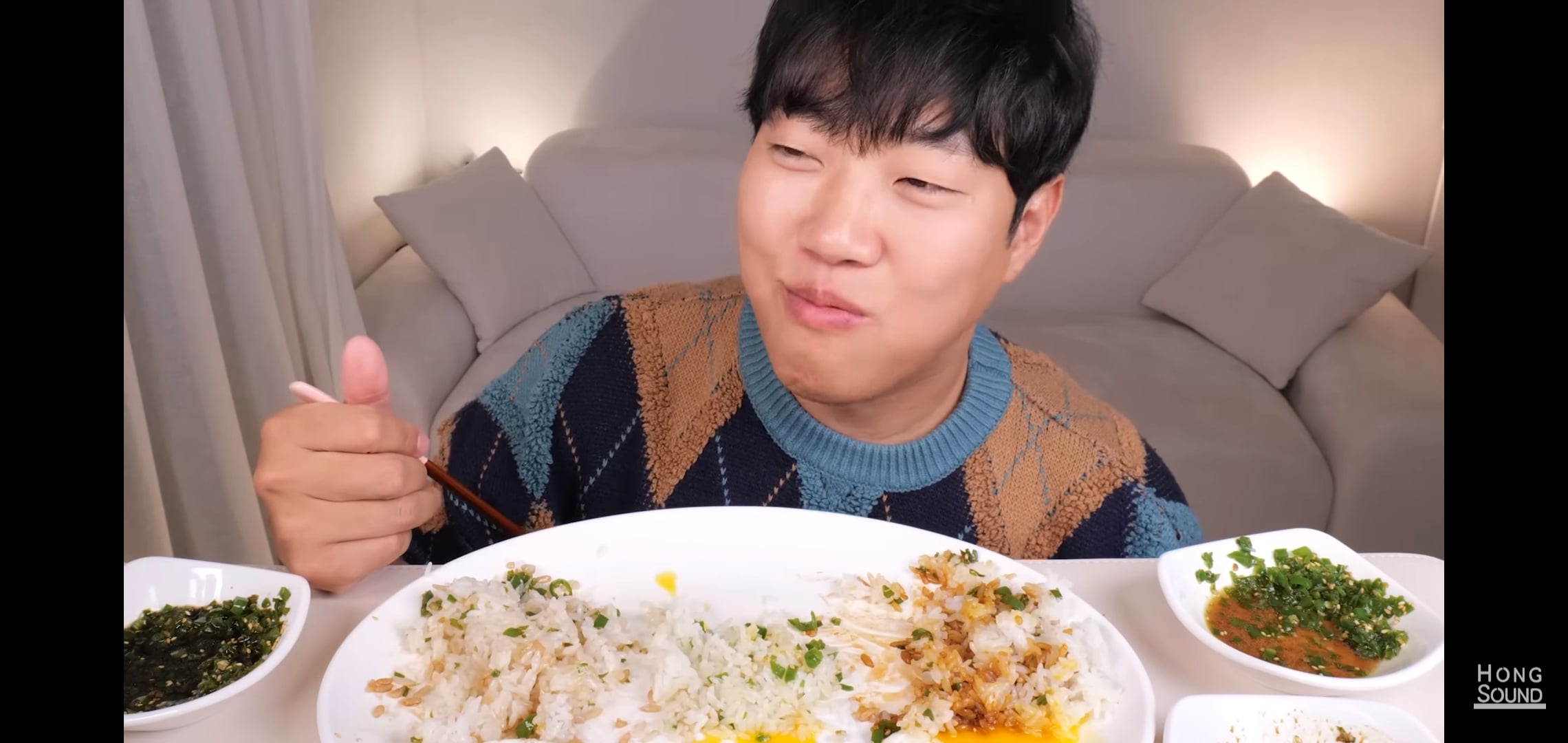 논란의 선재스님 11만원짜리 간장 먹어보고 충격받은 유튜버 반응.jpg | 인스티즈