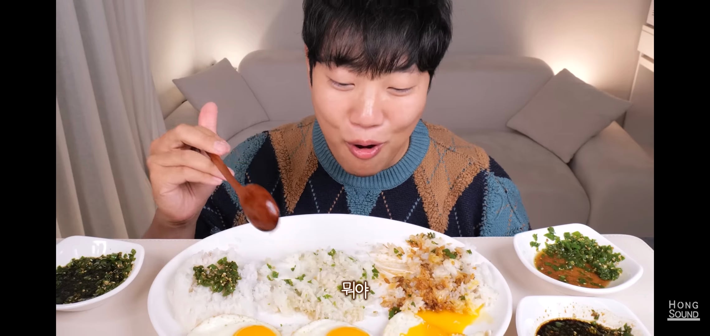 논란의 선재스님 11만원짜리 간장 먹어보고 충격받은 유튜버 반응.jpg | 인스티즈