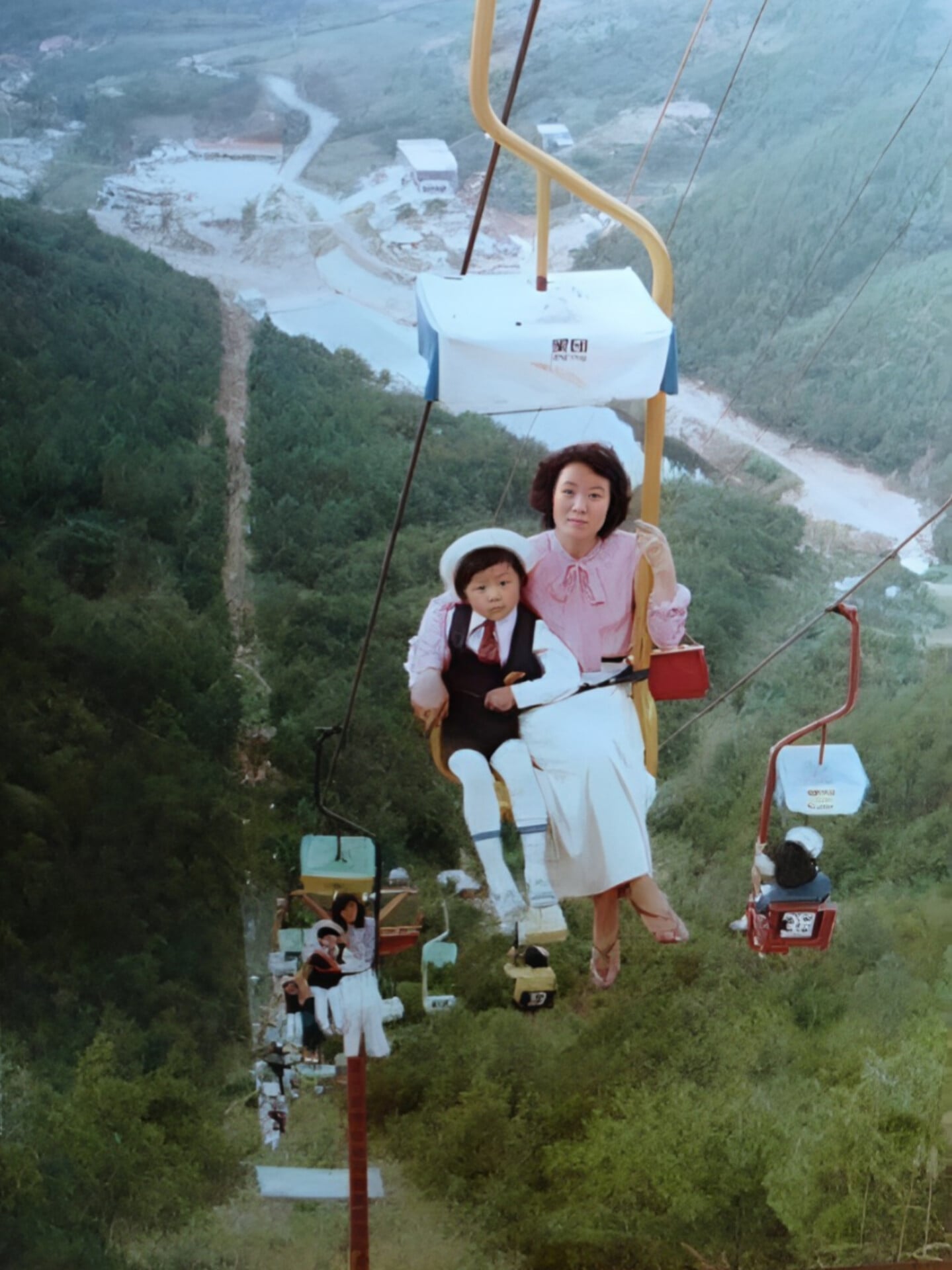 저 지산유원지 리프트 아직 운행합니다 저 모습 그대로.twt | 인스티즈