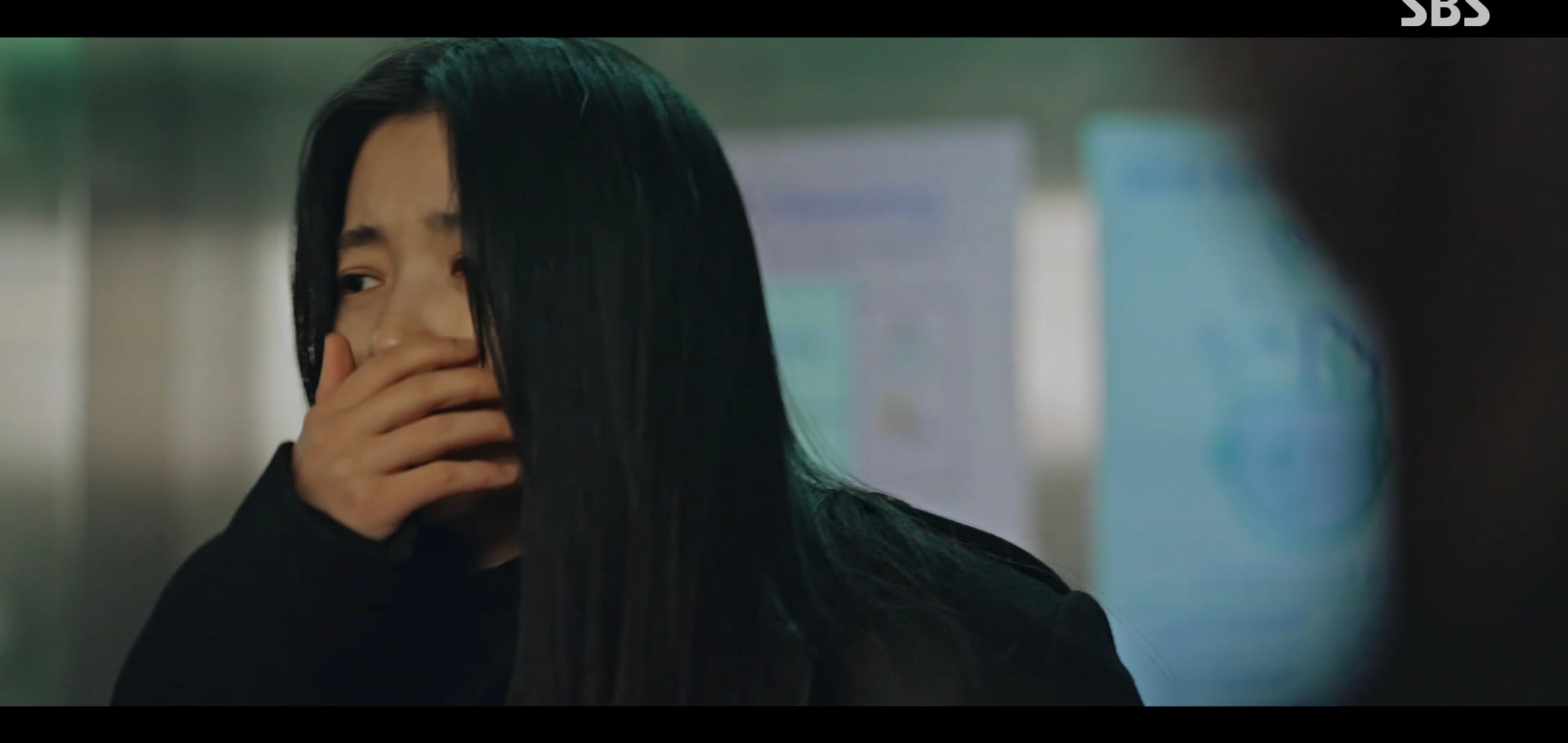 드라마 악귀에서 자꾸 웃긴 연기 잘 하는 오정세.gif | 인스티즈