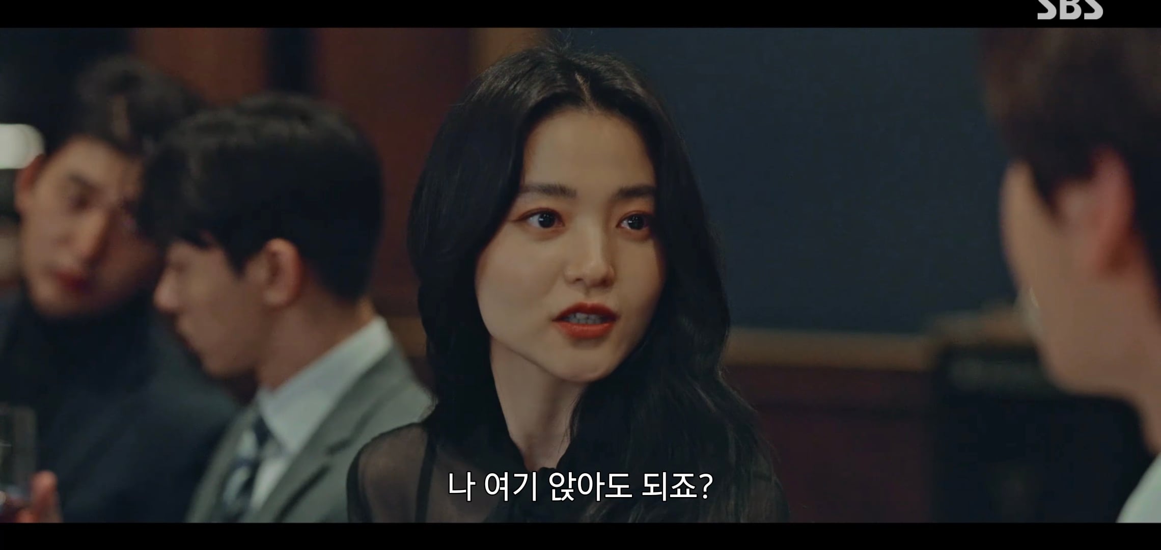 드라마 악귀에서 자꾸 웃긴 연기 잘 하는 오정세.gif | 인스티즈