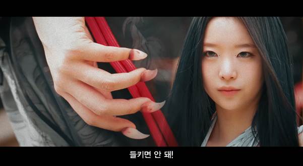 자컨에 특이점이 온 것 같은 여돌.jpg | 인스티즈