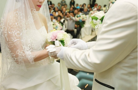 "결혼은 선택”...여성 75% "결혼 꼭 해야 하는 것 아냐” | 인스티즈