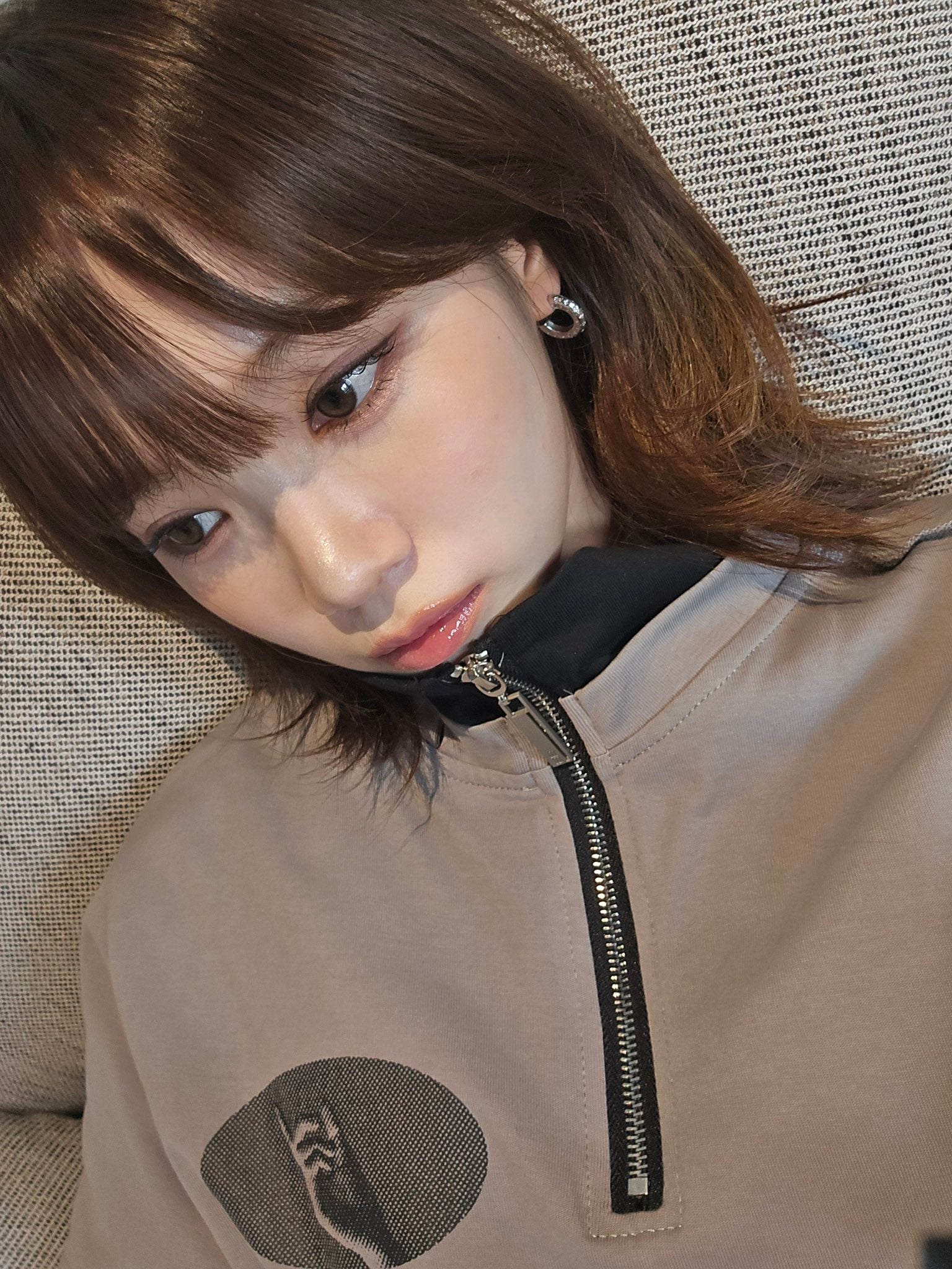 중단발 허쉬컷이 좋아 모아 본 르세라핌 채원 사진.jpg | 인스티즈