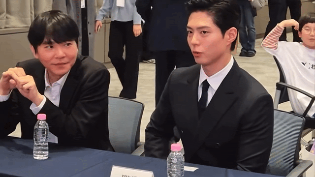 최근 박보검 보고 솔직한 실물 후기 쓴 기자 | 인스티즈