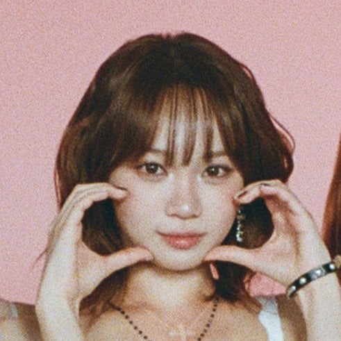 중단발 허쉬컷이 좋아 모아 본 르세라핌 채원 사진.jpg | 인스티즈