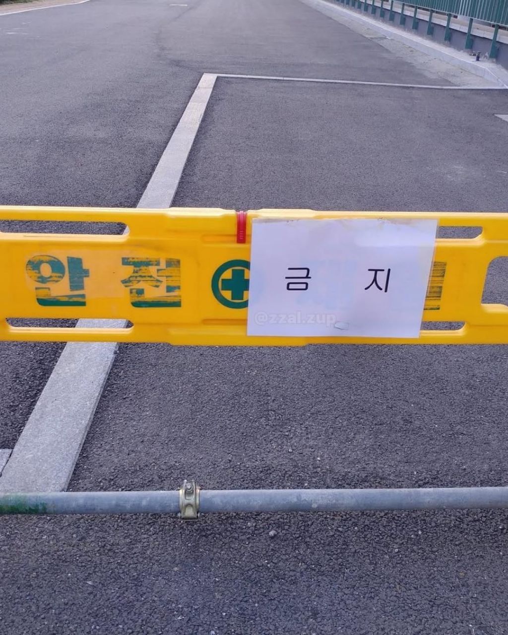 얼레벌레 돌아가는 세상 | 인스티즈