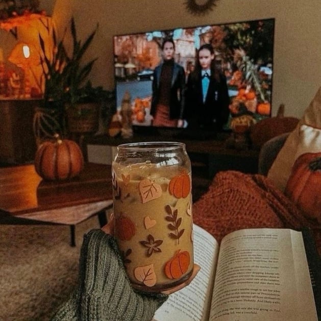 🍁 가을만 되면 미국인들이 환장하고 찾는 드라마 🍂🧡 | 인스티즈