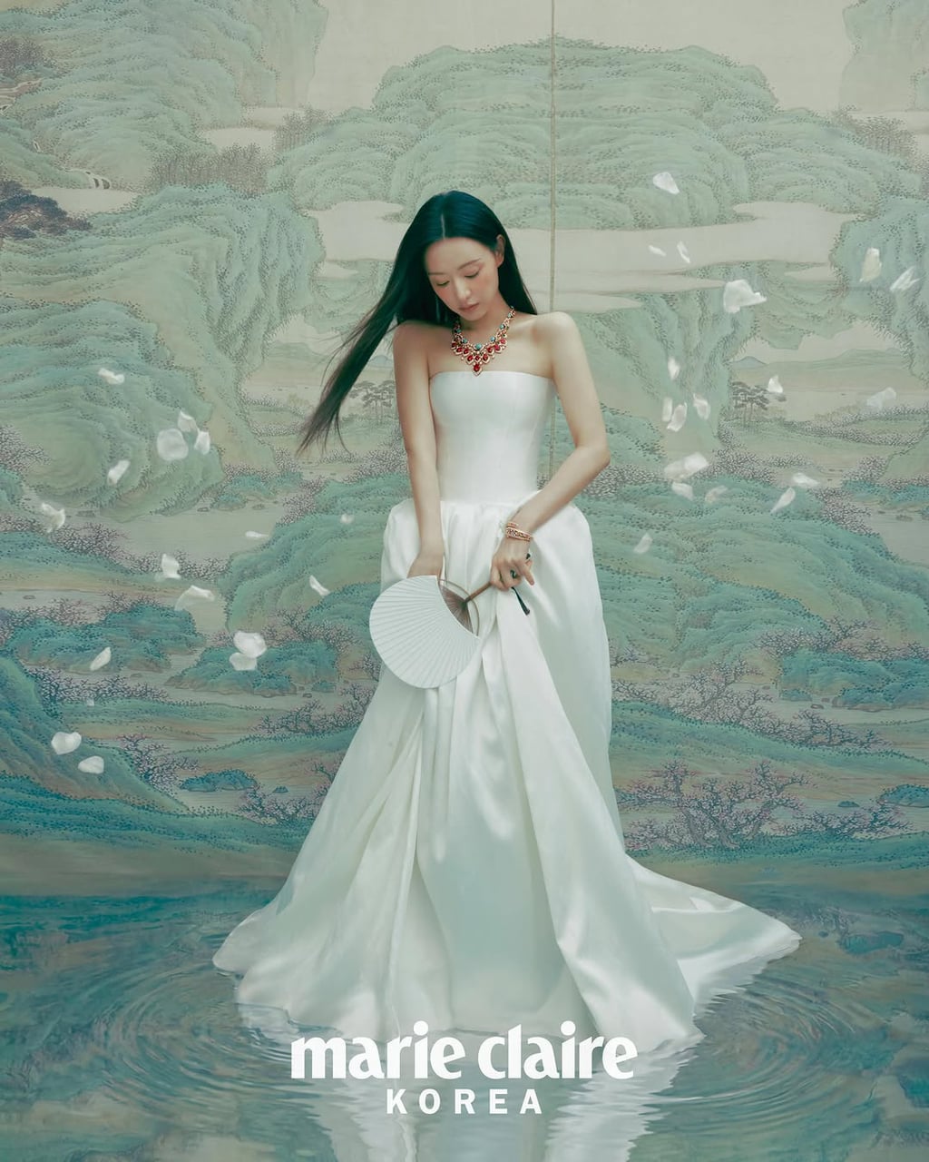 한국적 미감이 돋보이는 김지원X불가리 마리끌레르 | 인스티즈