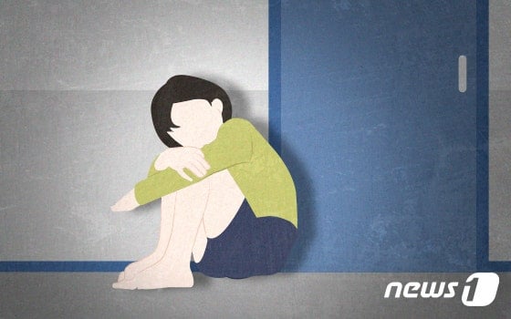 생후 2개월 딸 살해…1심 15년 → 2심 5년으로 감형 → 출소 후 3살 딸에게 유사성행위, 가족 폭행 | 인스티즈