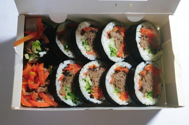 정갈하고 기계로 썬 김밥 안 좋아하는 달글 | 인스티즈