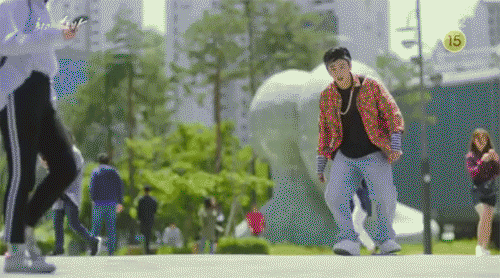 제가 94년도에 인기 짱인 원조 지디인데요 2017년도로 타임워프했어요;; 가 줄거리인 드라마 | 인스티즈