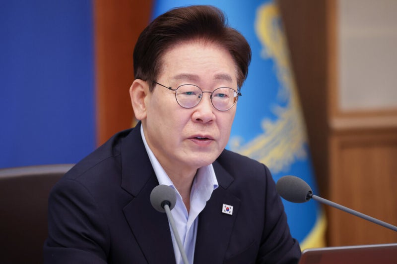 청와대 "이 대통령, 아파트 17억 근저당 이자 안 받아…증여세 처리할 것” | 인스티즈