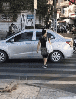 베트남 처음 간 사람이 적응하기 어려운것.gif | 인스티즈