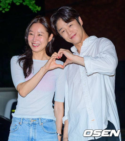 유부녀 킬러 쫑파티 참석한 공효진-정준원.jpg | 인스티즈