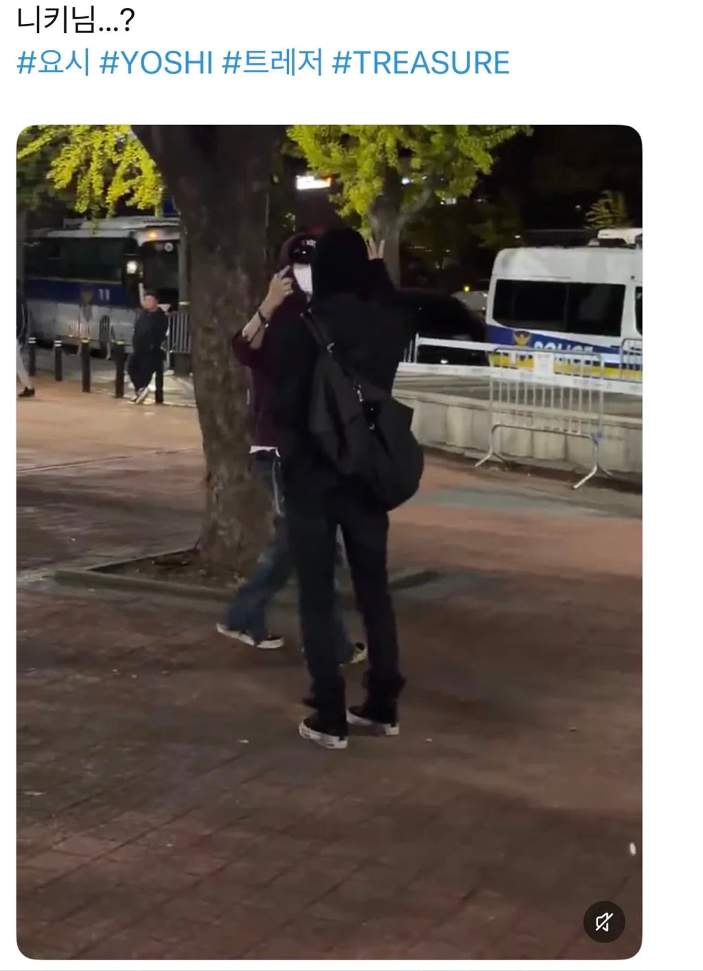 위켄드 콘에서 사진 찍혀서 기분 나쁜듯한 엔하이픈 니키 | 인스티즈
