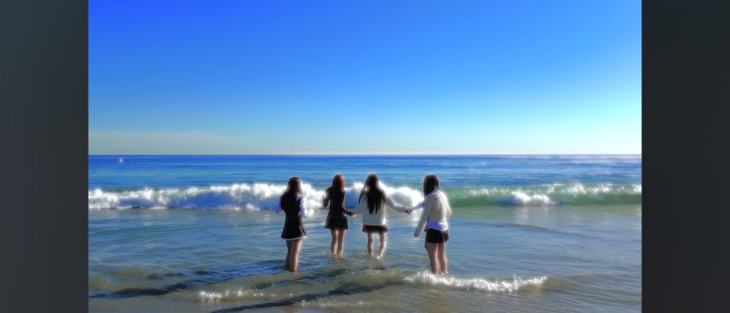 뉴진스 버블검 뮤직비디오랑 비슷하다고 말 나오는 신인걸그룹 | 인스티즈